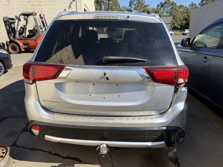 mitsubishi Outlander ZK May 2016 Parts & Wrecking