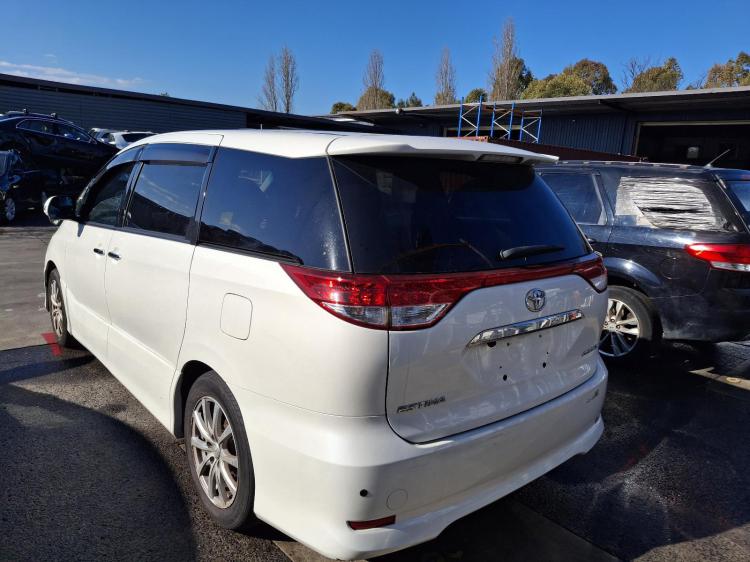 toyota Tarago Nov 2011 Parts & Wrecking