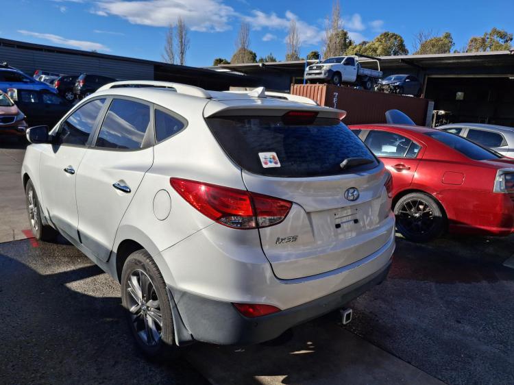 hyundai Ix35 LM Feb 2015 Parts & Wrecking