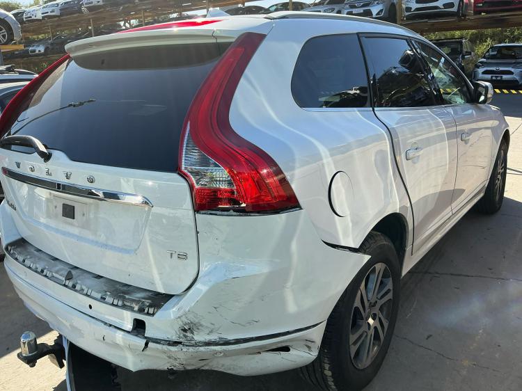volvo Xc60 2014 Parts & Wrecking