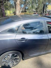 2018 Honda Civic image 2