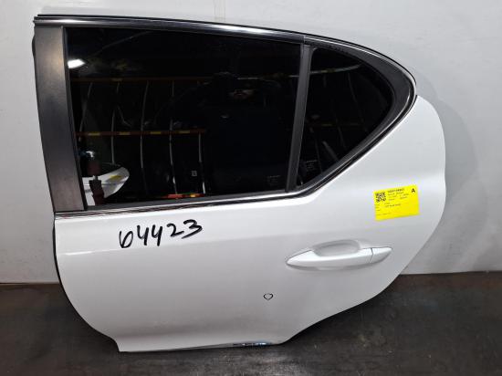 lexus Ct200 ZWA10R Feb 2011 LEFT REAR DOOR 