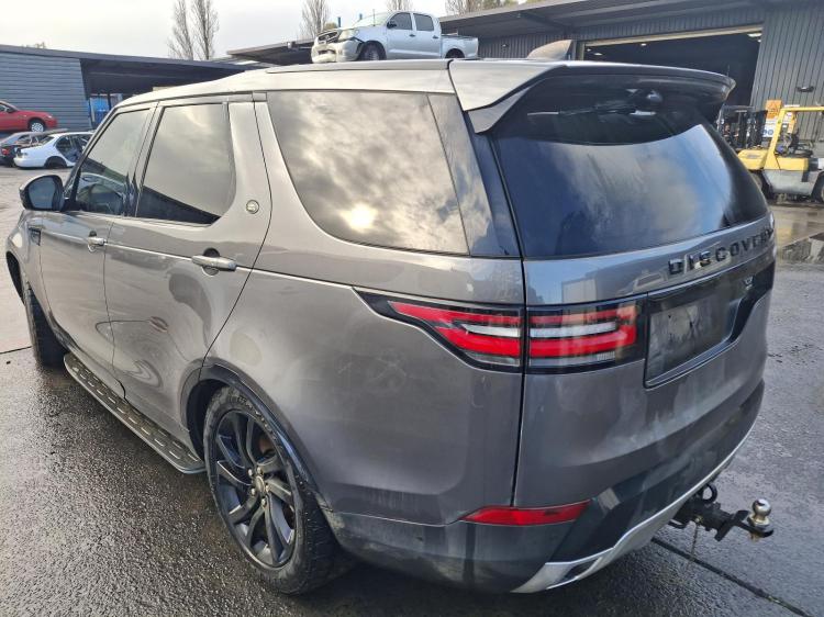 land rover Discovery SERIES 5 Apr 2018 Parts & Wrecking
