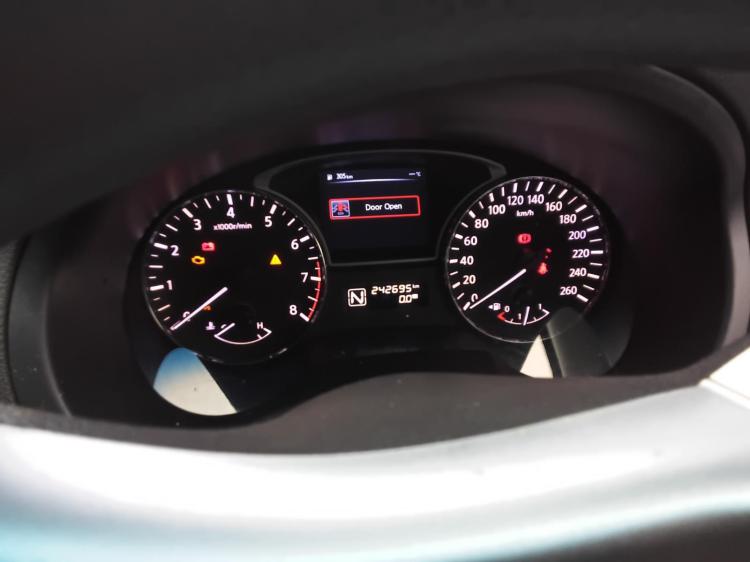 nissan Altima ST Nov 2013 Parts & Wrecking