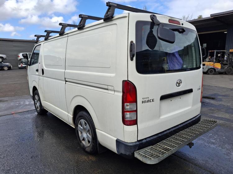 toyota Hiace TRH201R Apr 2007 Parts & Wrecking