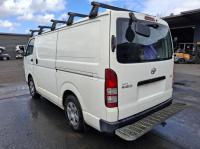 2007 Toyota Hiace TRH201R image 2