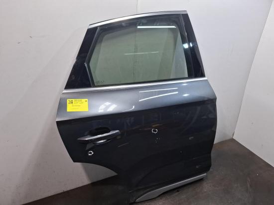 audi Q5 2023 RIGHT REAR DOOR 