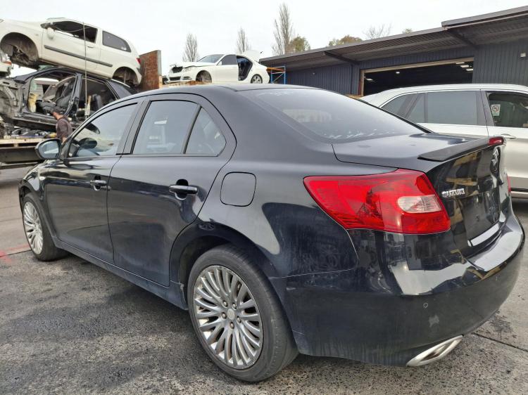 suzuki Kizashi FR Jun 2013 Parts & Wrecking