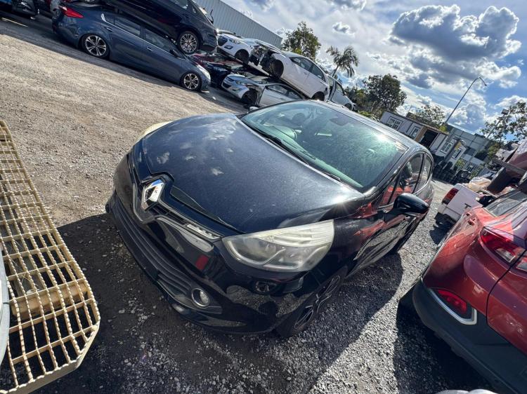 renault Clio Apr 2016 Parts & Wrecking
