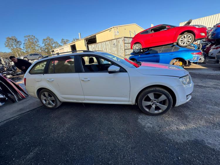 skoda Octavia 5E5 Apr 2014 Parts & Wrecking
