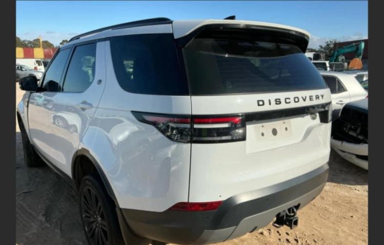 land rover Discovery L462 Jul 2017 Parts & Wrecking