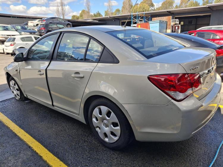 holden Cruze JH Apr 2011 Parts & Wrecking