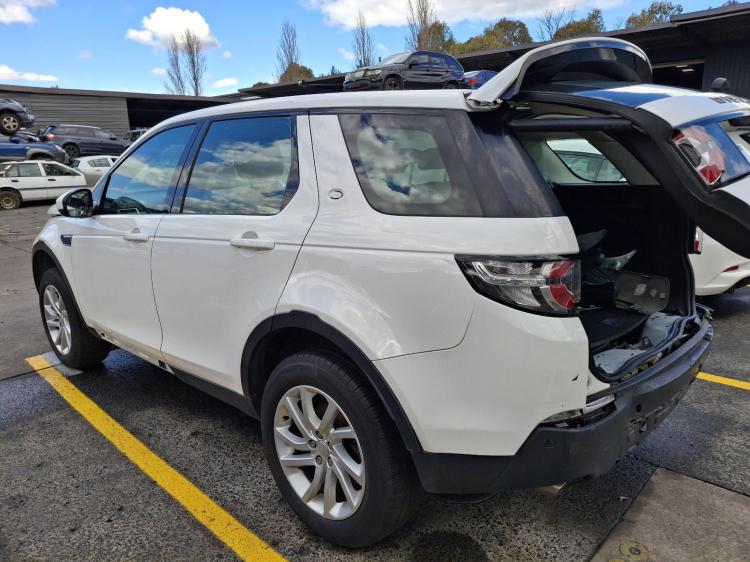 land rover Discovery Sport Nov 2017 Parts & Wrecking