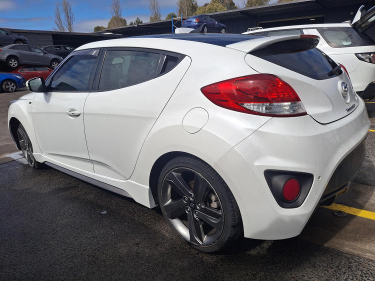 hyundai Veloster FS Apr 2014 Parts & Wrecking