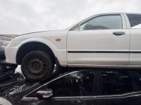 2002 Mazda 323 image 2