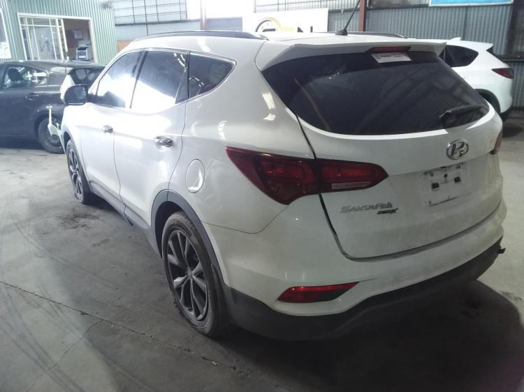 hyundai Santa Fe Dec 2017 Parts & Wrecking