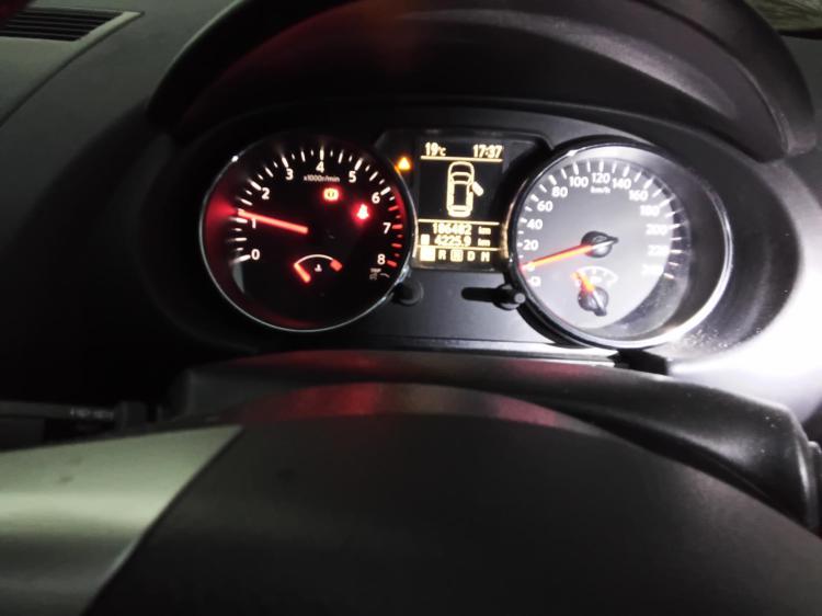 nissan Dualis ST FWD Oct 2014 Parts & Wrecking