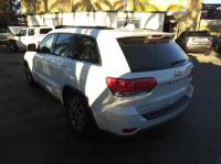 2013 Jeep Grand Cherokee LAREDO 4X4 image 2
