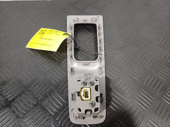 isuzu Mu X Mar 2024 COMBIANTION SWITCH 