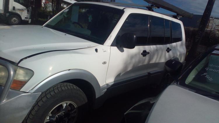 mitsubishi Pajero GLS Oct 2003 Parts & Wrecking