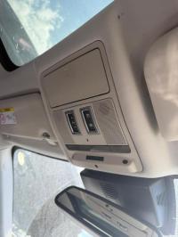 2018 Jaguar Xe image 2