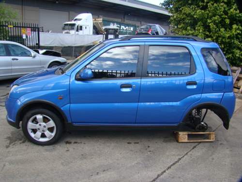 holden Cruze YG Mar 2003 Parts & Wrecking
