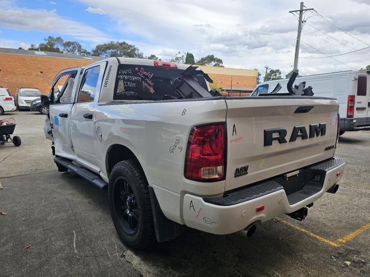 ram 1500 DS V8 HEMI Oct 2021 Parts & Wrecking