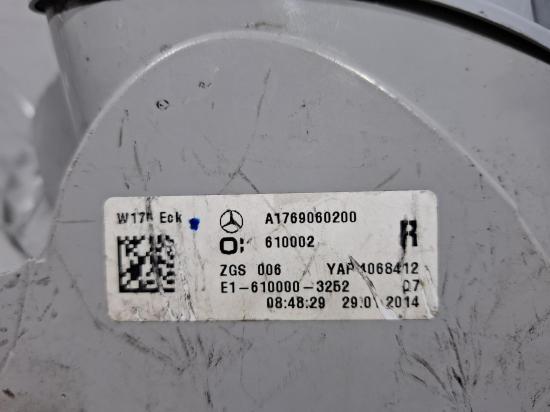 mercedes benz A Class A 180 BLUEEFFICENCY Feb 2014 RIGHT TAILLIGHT
