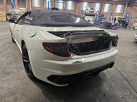 2015 Maserati Grancabrio M145 CONVERTIBLE image 2