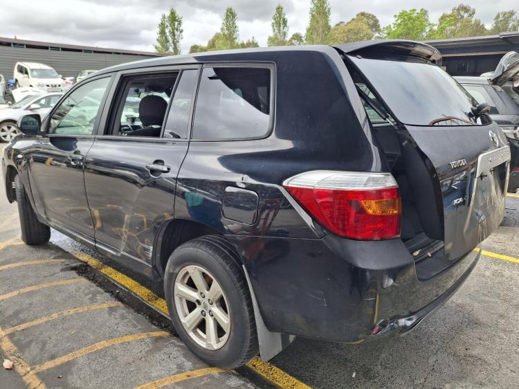 toyota Kluger GSU40R Jul 2008 Parts & Wrecking