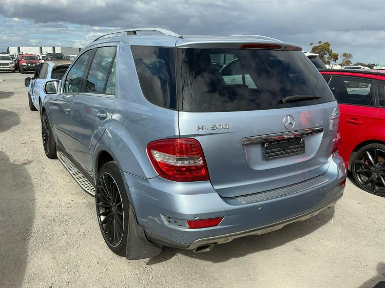 mercedes benz M Class Ml 500 2010 Parts & Wrecking