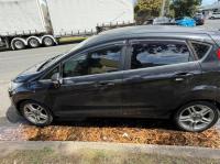 2011 Ford Festiva image 2
