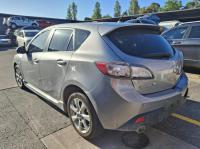 2011 Mazda 3 BL image 2