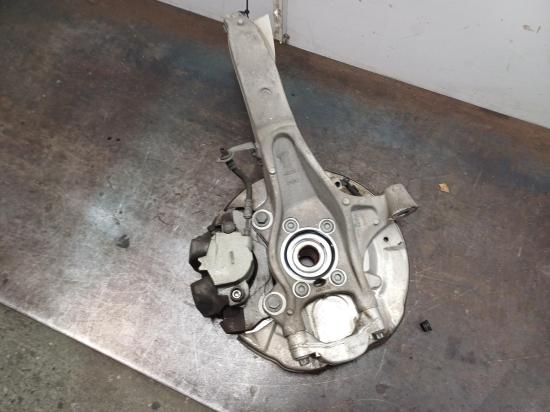 volvo Xc60 May 2022 RIGHT FRONT HUB ASSEMBLY