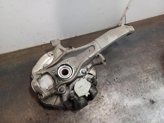 volvo Xc60 May 2022 LEFT FRONT HUB ASSEMBLY