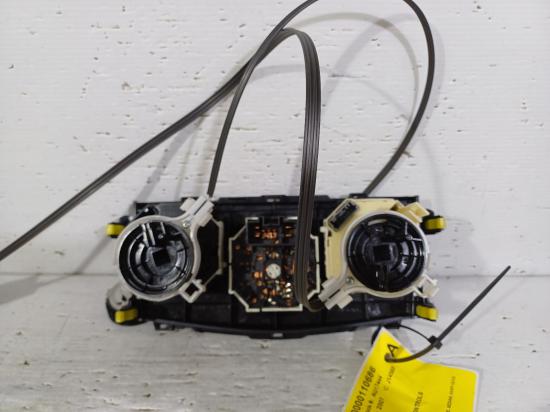 toyota Corolla ZRE152R Sep 2007 HEATER/AC CONTROLS