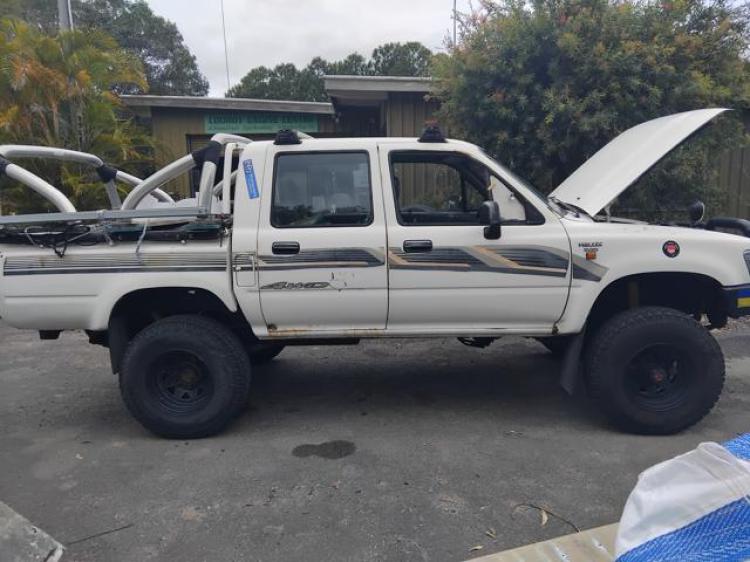 toyota Hilux Nov 1995 Parts & Wrecking