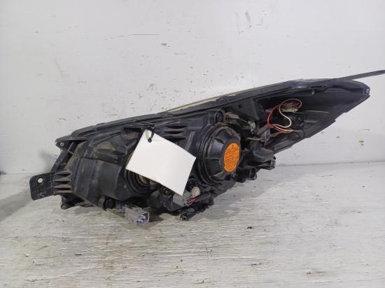 subaru Xv G4X Oct 2014 RIGHT HEADLAMP