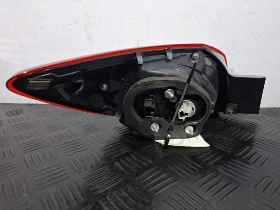 mazda 3 BN Apr 2017 RIGHT TAILLLIGHT 