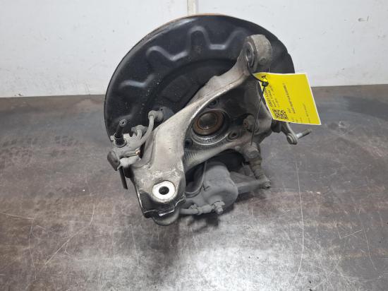 volkswagen Golf R Sep 2015 RIGHT FRONT HUB ASSEMBLY 