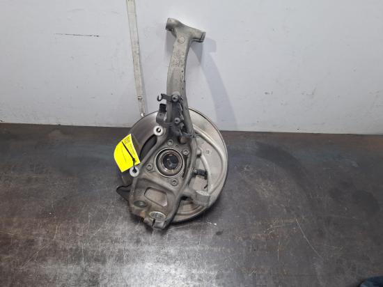 audi A4 2.0 TFSI CUATTRO Dec 2018 LEFT FRONT HUB ASSEMBLY 