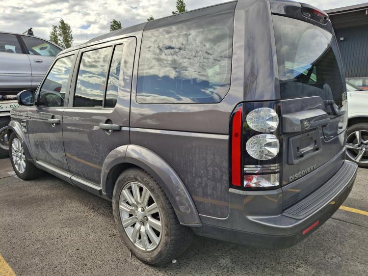 land rover Discovery SERIES 4 Aug 2015 Parts & Wrecking