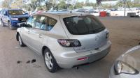 2007 Mazda Mazda3 BK image 2