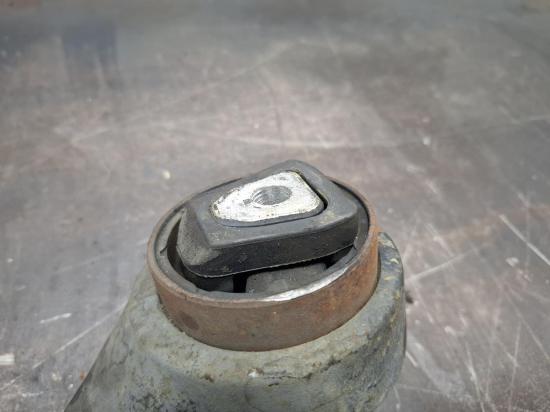 bmw X6 E71 Oct 2013 RIGHT FRONT LOWER CONTROL ARM 