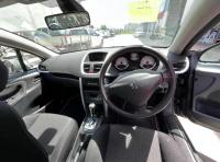 2008 Peugeot 207cc image 2