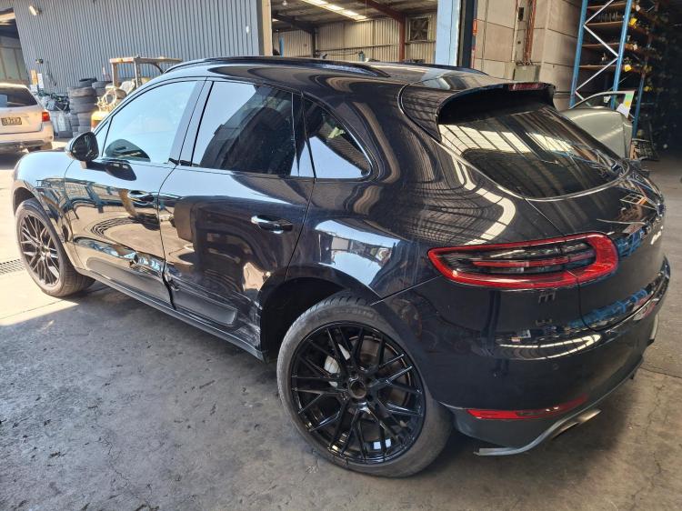 porsche Macan 95B Sep 2016 Parts & Wrecking