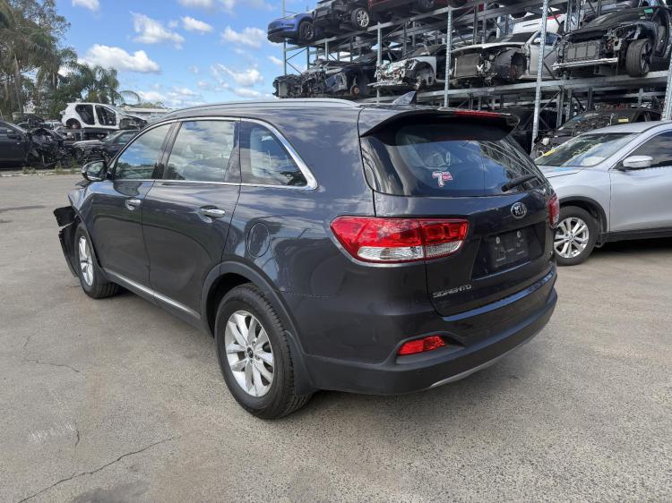kia Sorento UM 2016 Parts & Wrecking