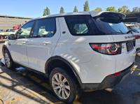 2016 Land Rover Discovery Sport image 2