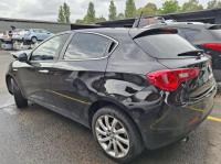 2014 Alfa Romeo Giulietta image 2