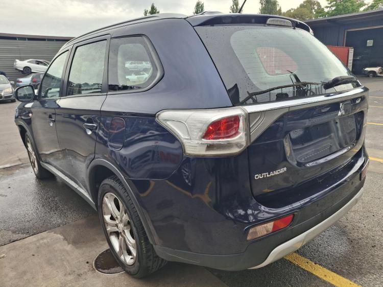 mitsubishi Outlander ZJ Sep 2014 Parts & Wrecking